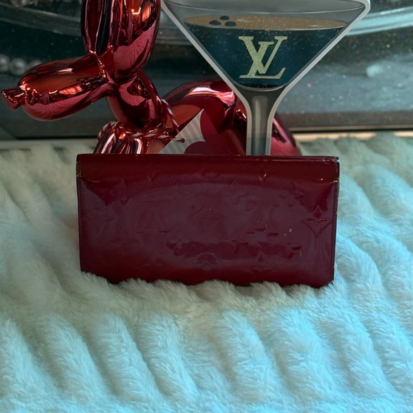 Louis Vuitton Red Wallet - Picture 2 of 13